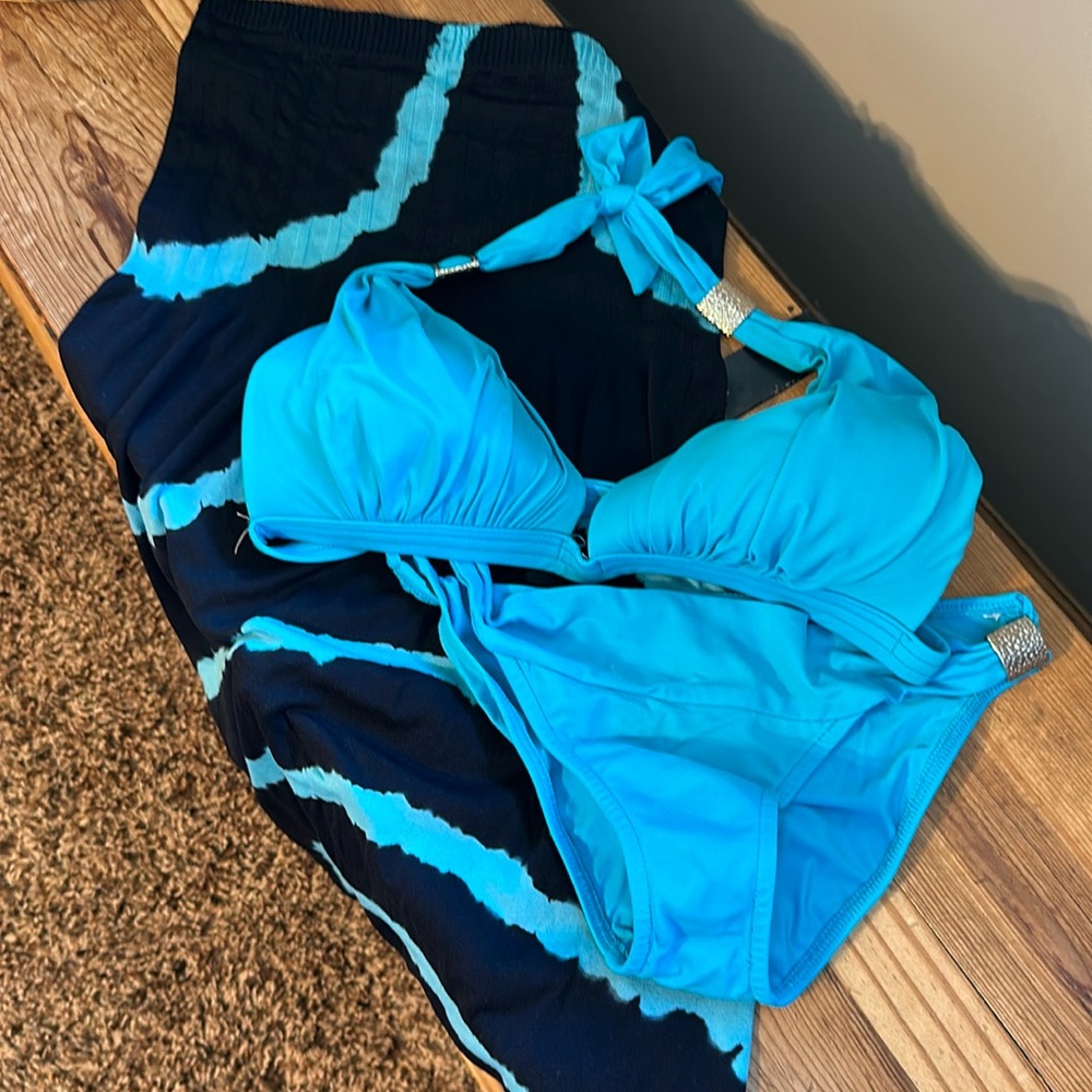 Venus swimsuit & coverup